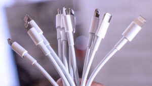 Begini Cara Memilih Kabel Charger yang Bagus untuk HP - TIMES Indonesia
